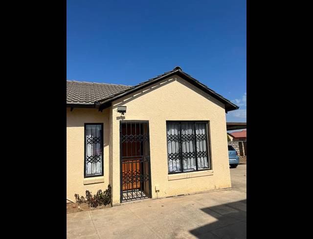 2 BEDROOM HOUSE FOR SALE IN ELANDSPOORT